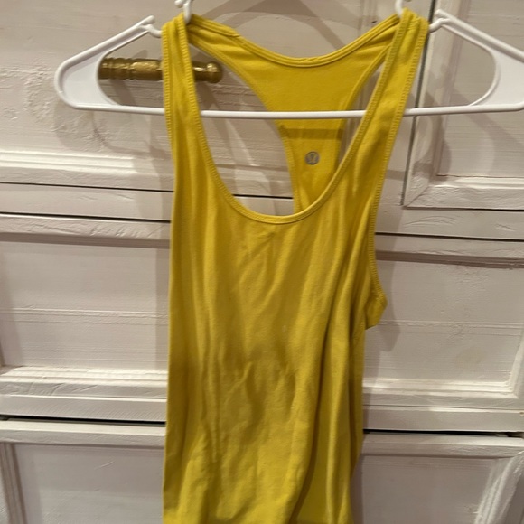 Size 6 Lululemon Cool Racerback Tank - Picture 1 of 1
